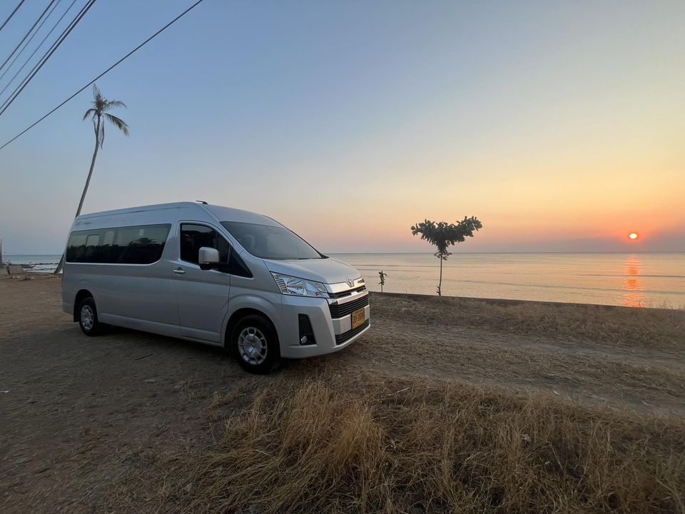 chauffeur avec véhicule à krabi pour tours personnalisés